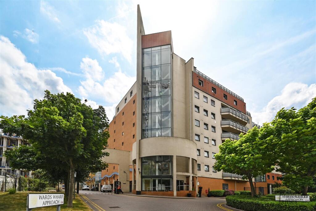 Wards-Wharf-Approach (11).JPG