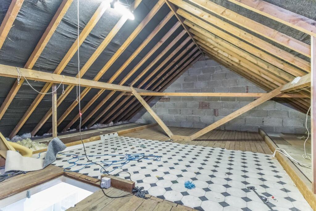 21 Orchard Grove (17).jpg