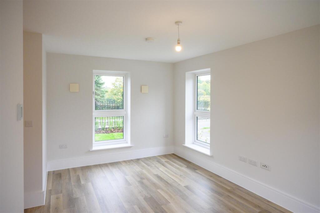 Spitfire 038 Plot 61.jpg