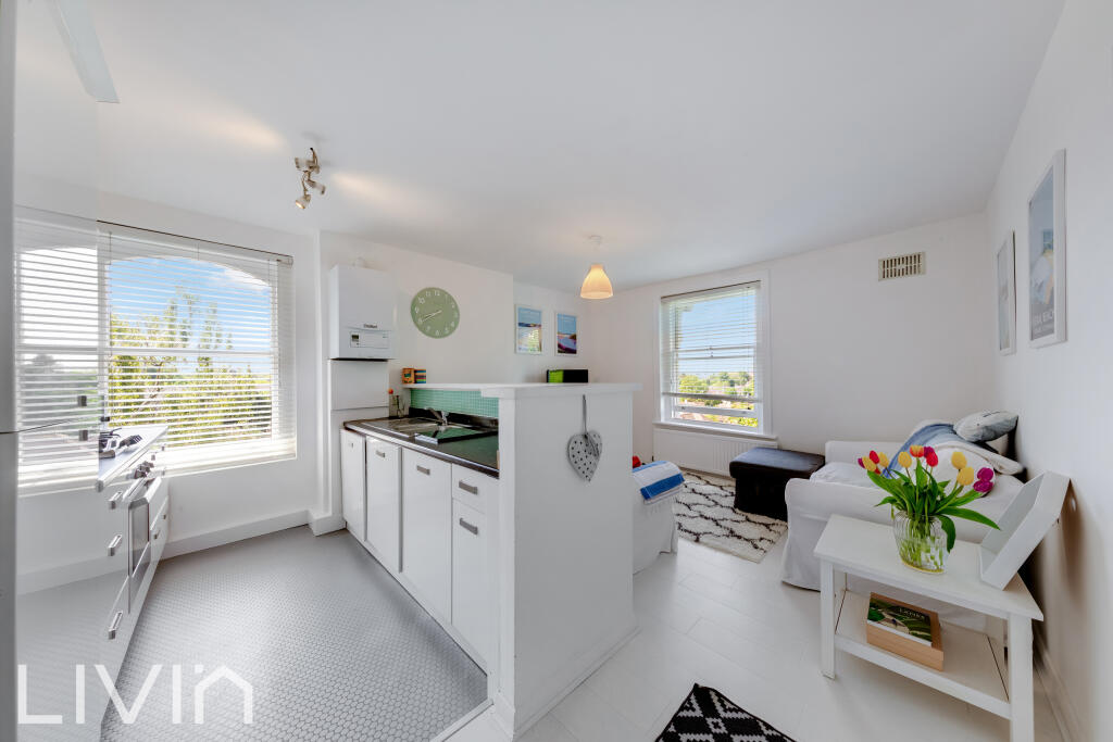 BRAMLEY HILL, 38, 12-22