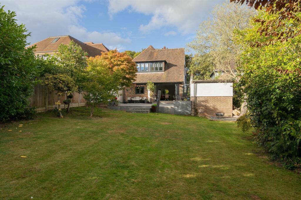 Forest View, E4