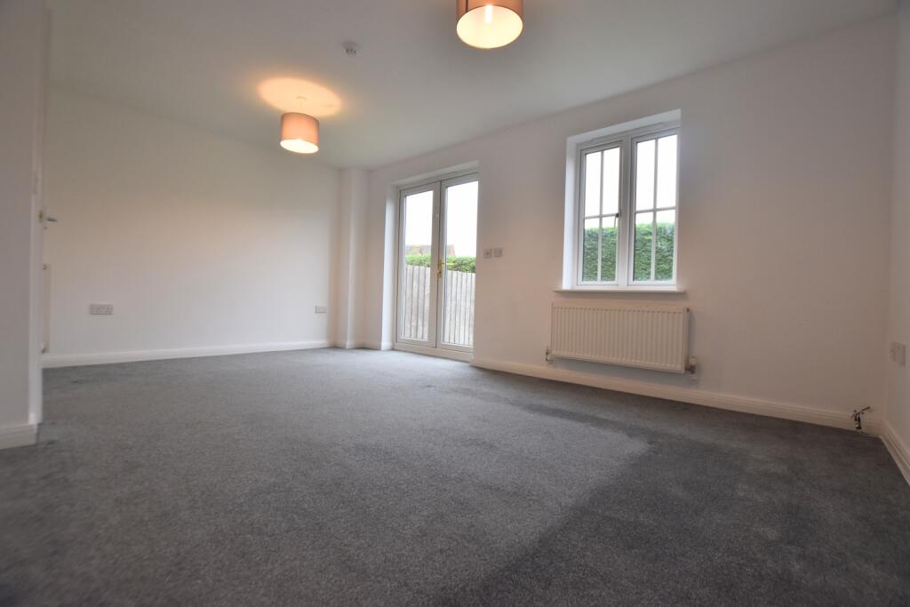 3 Whittington Chase lounge 2