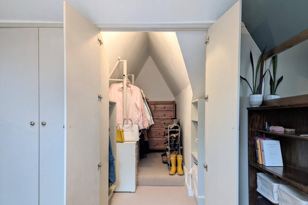 Walk In Wardrobe