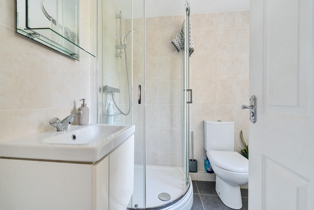 Downstairs shower...