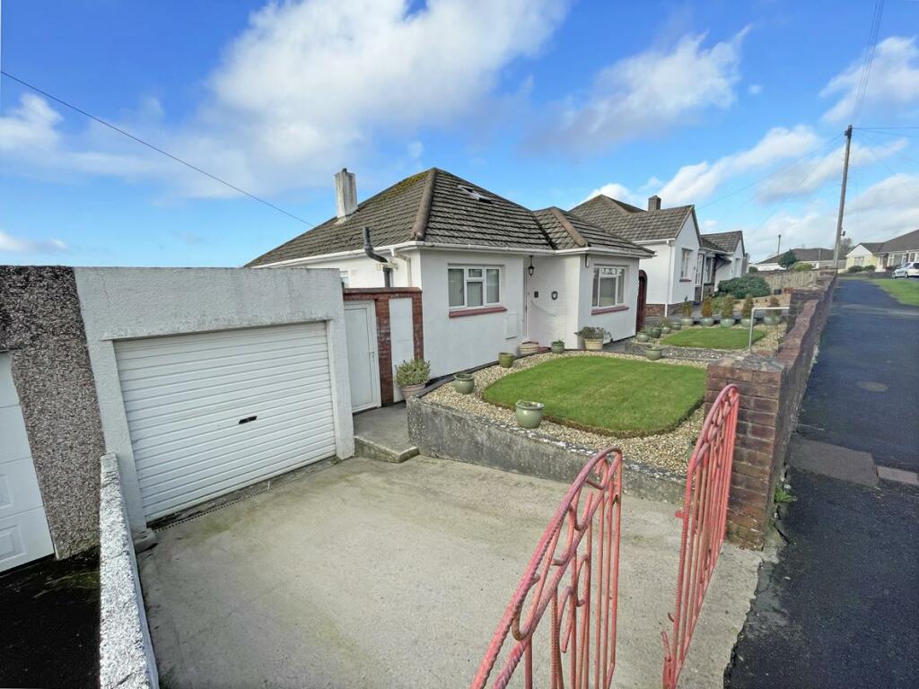 Kingswear Crescent 8 - Front 2.jpg