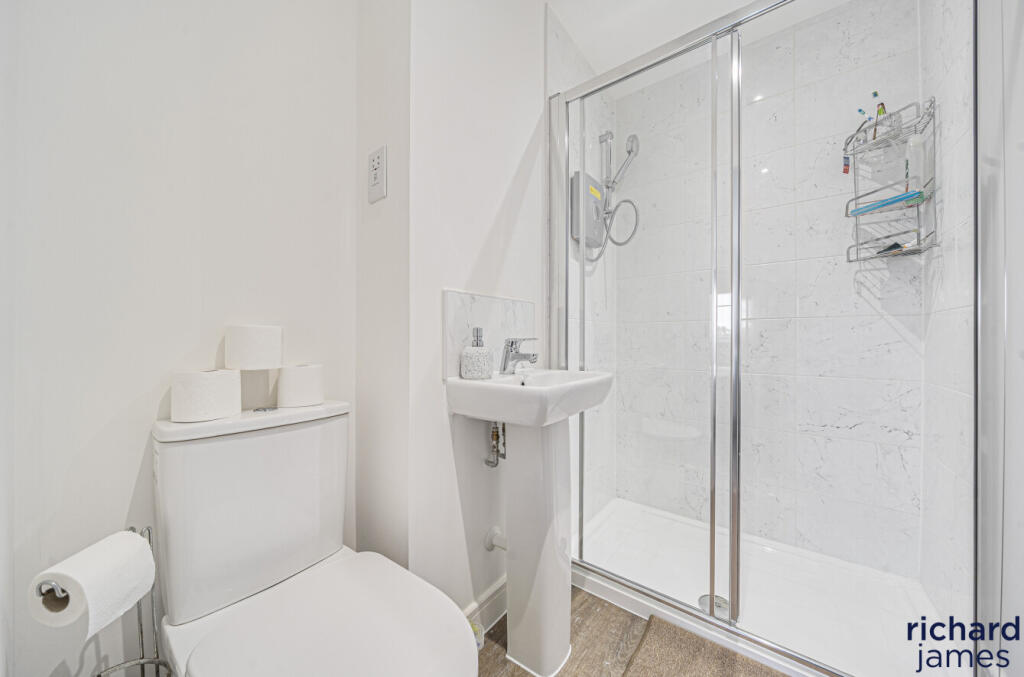 150a3a96efa84edc8c5a0bc32dab3199