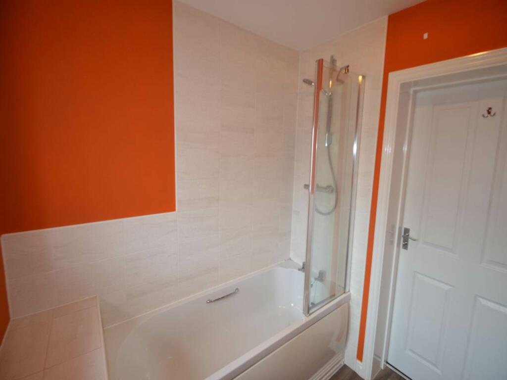 Bathroom2