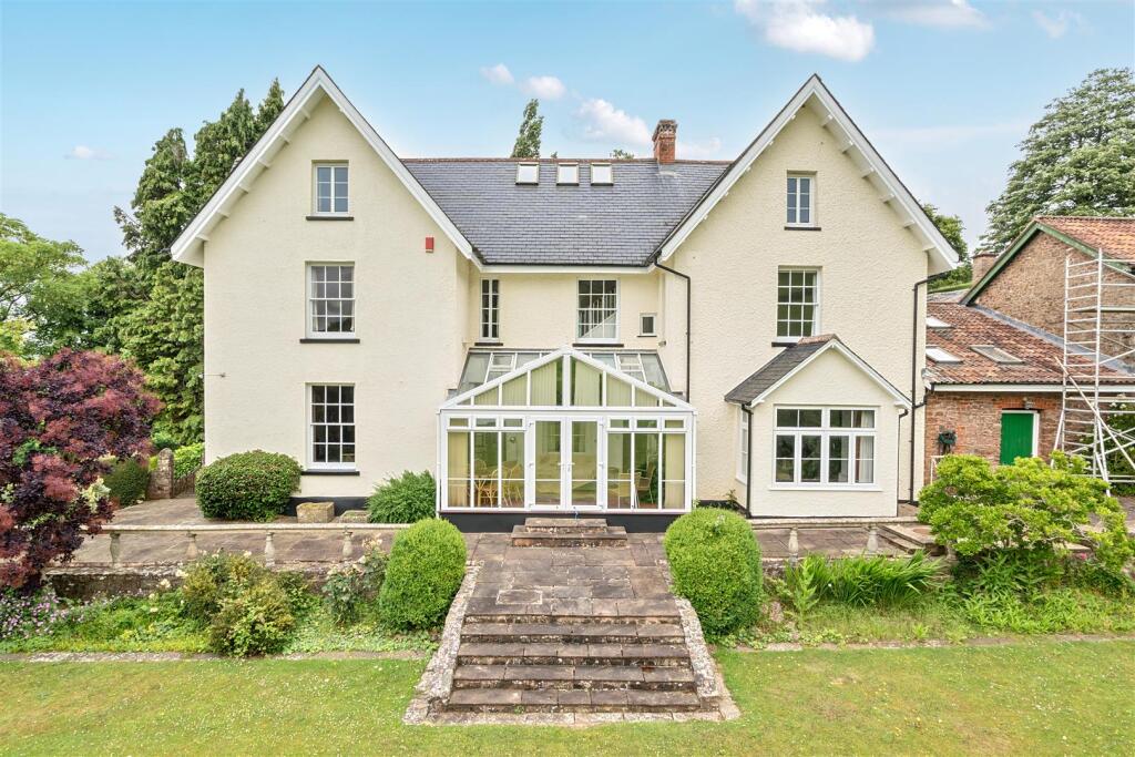 Deymans Hill, Tiverton