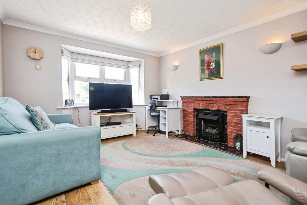 5normancloselongmeadowworcesterwr40hs-3