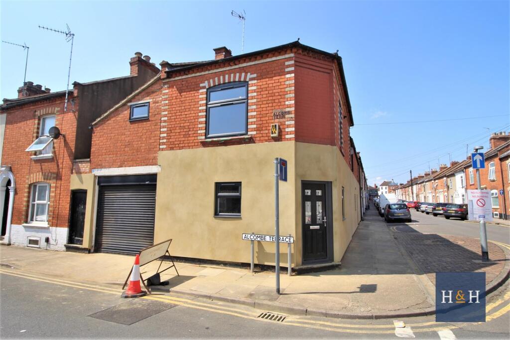 64a Alcombe Terrace - External [EDIT].JPG