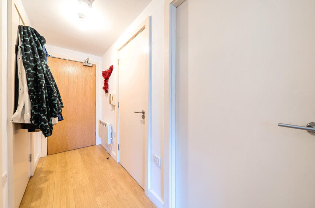 1336123-13-68a463...