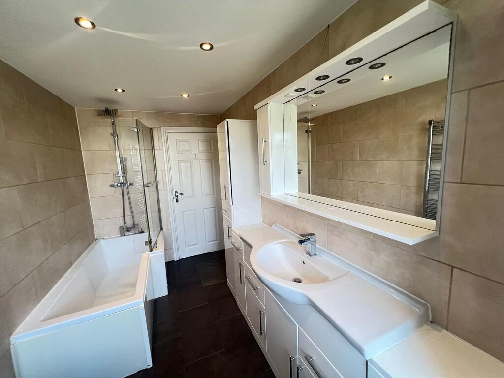 PHOTO-2025-09-05-...