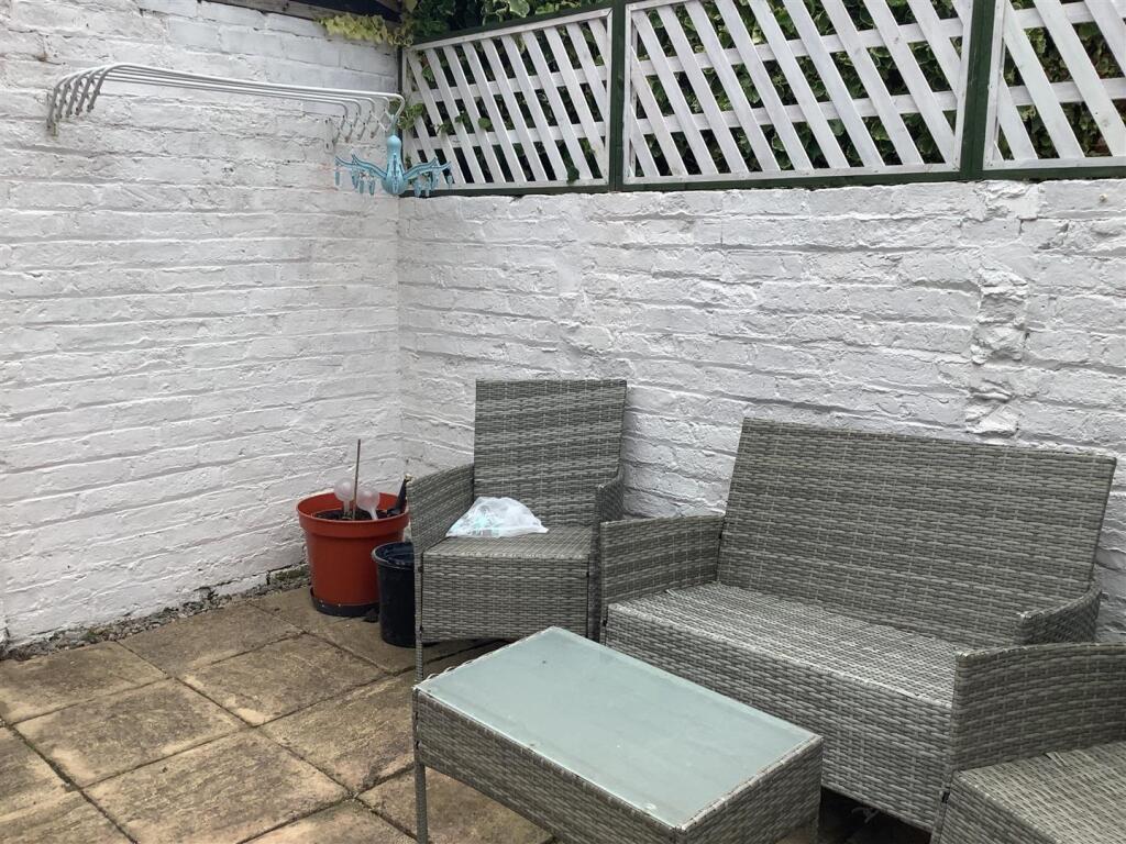 Rear courtyard