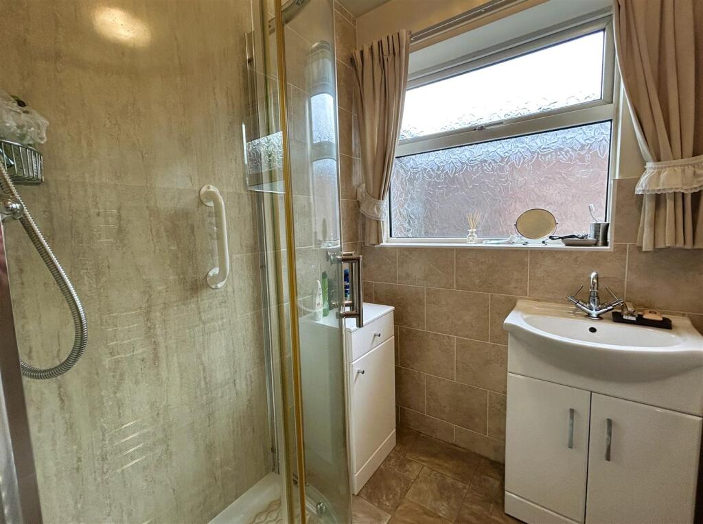 shower room.JPG