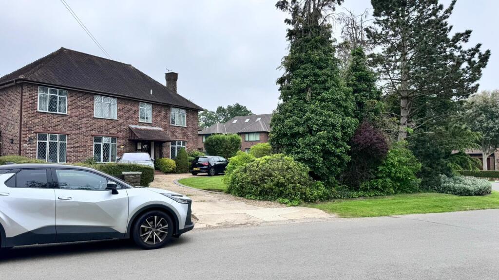 WhatsApp Image 2024-05-18 at 10.42.53 (1).jpeg