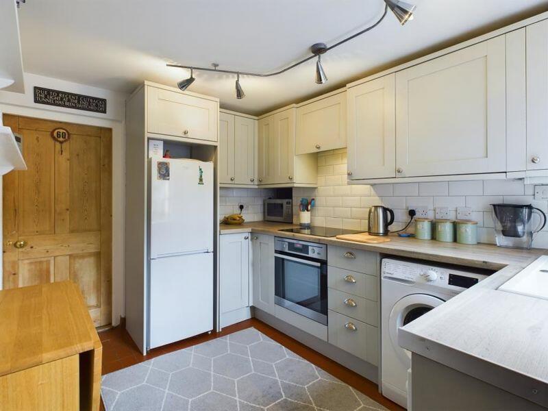 Kitchen alternative view