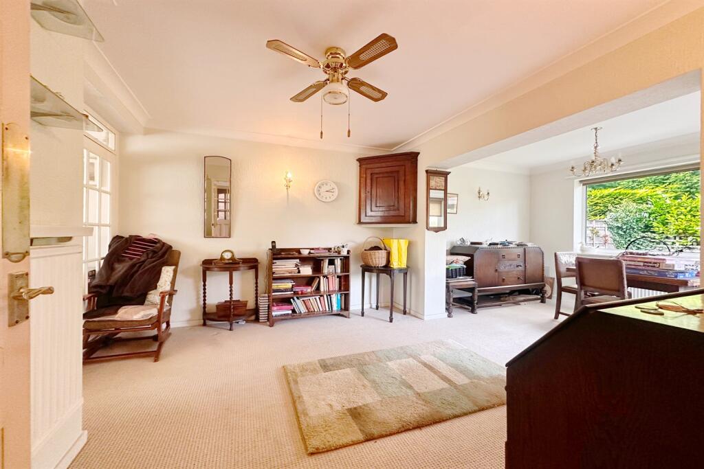 Sitting Dining Room