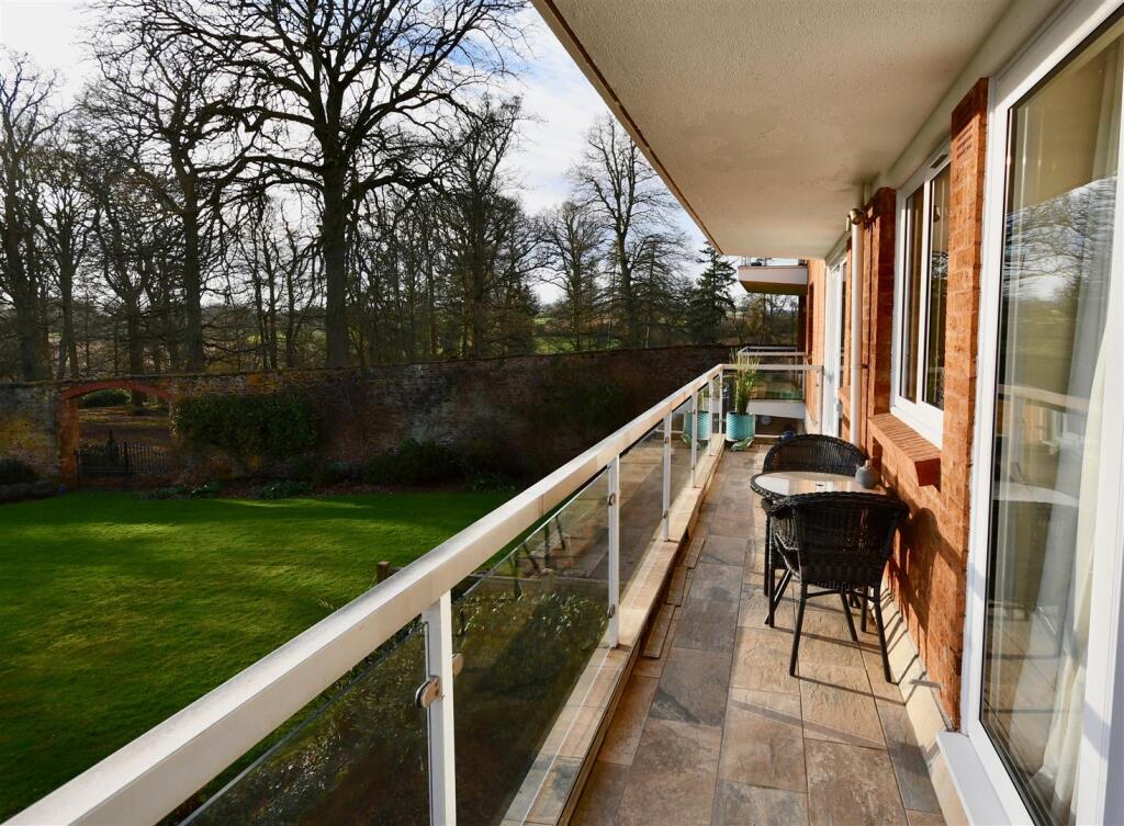 Private balcony