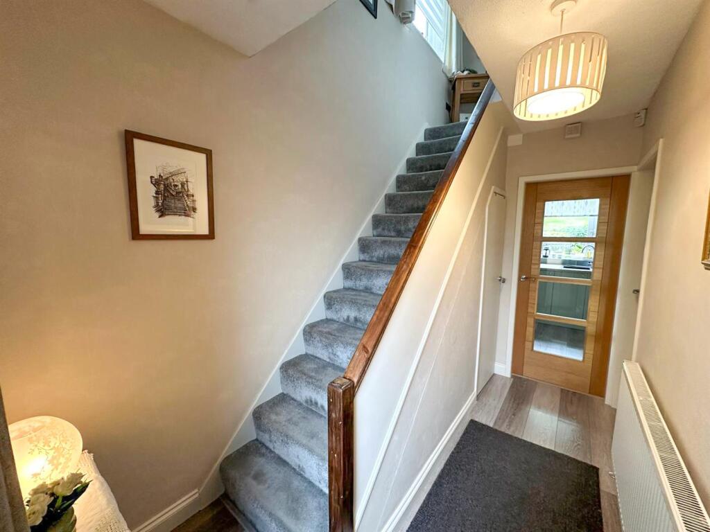 3 bed semi-detached property, Utley