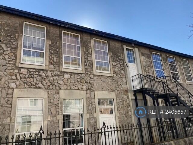 Flat 3, 9 Hollywood Terrace