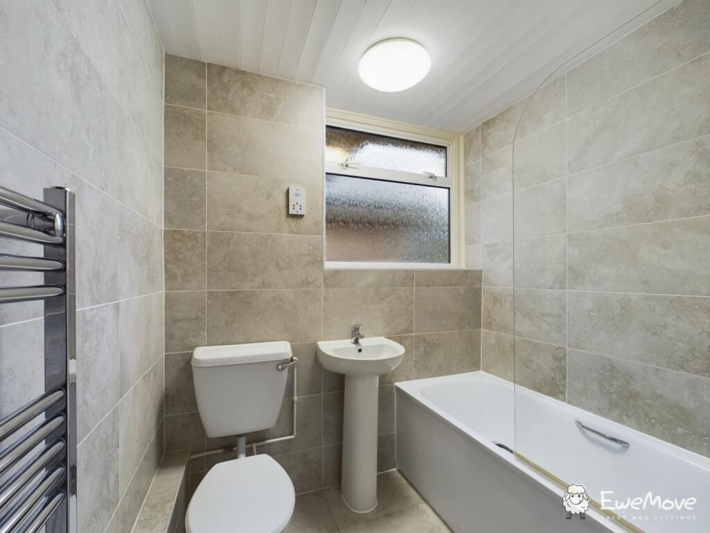 CAM02899G0-PR0045-STILL013