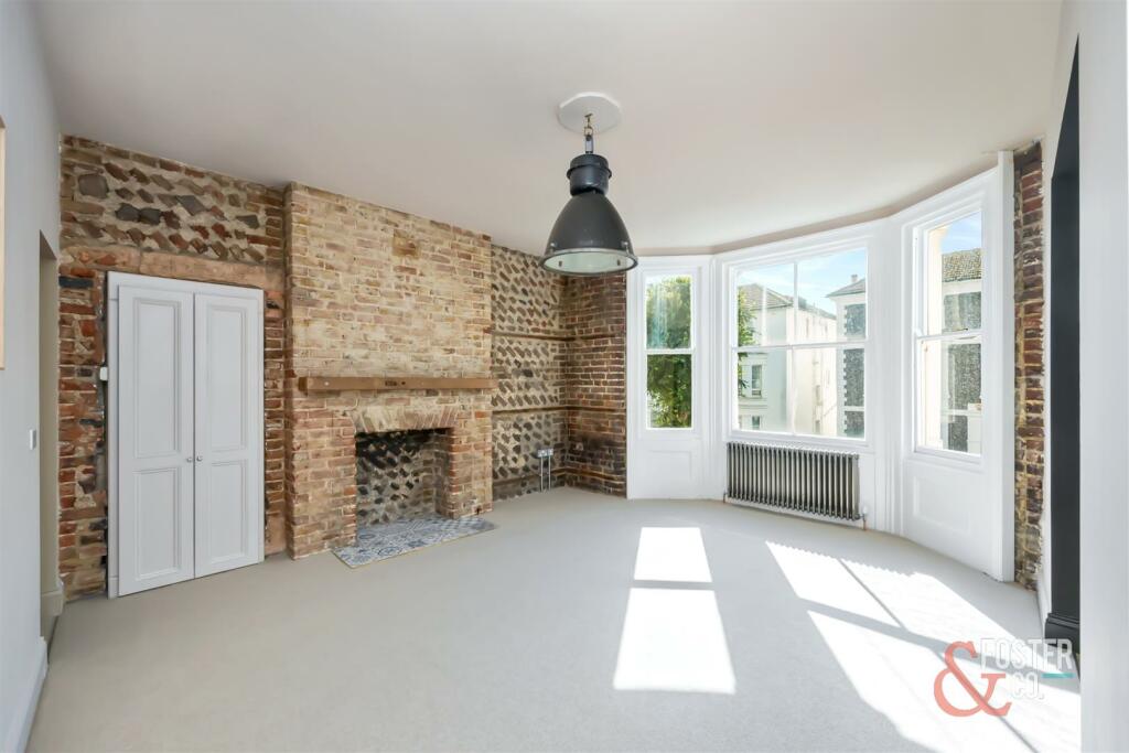 Ventnor Villas 57, flat 5-002.jpg