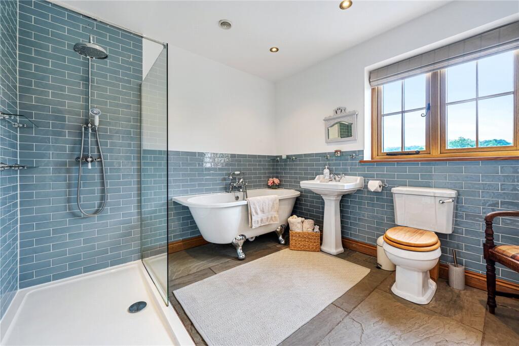 Family Shower Room