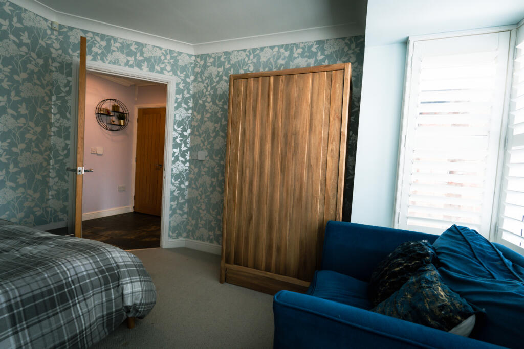 5th Bedroom/Sitting Room