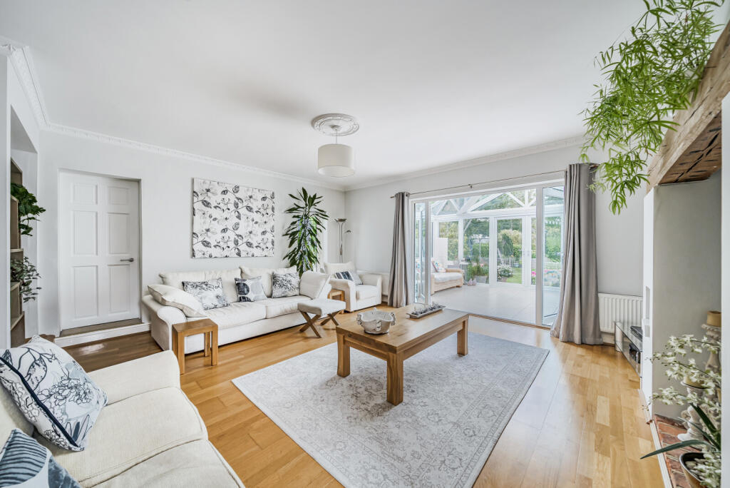 1335691-13-6894d8...