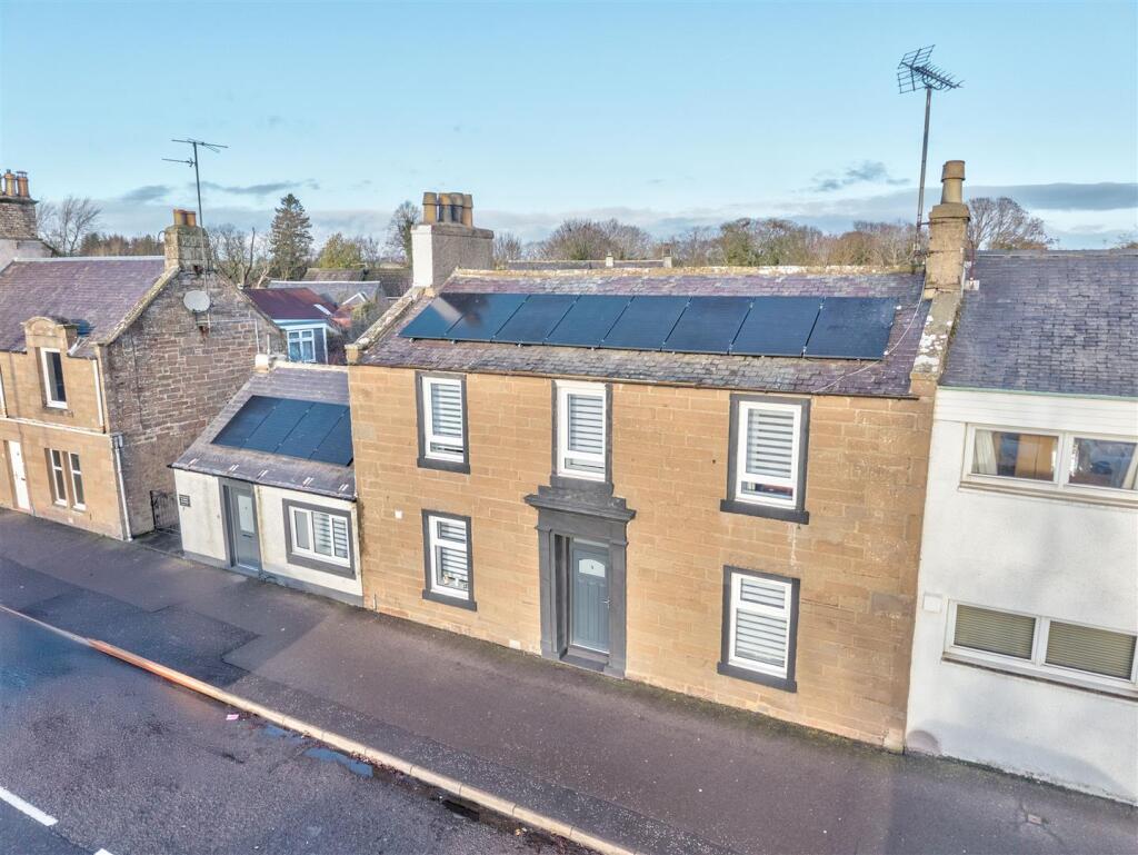 5 Gardyne Street Friockheim-3.JPG