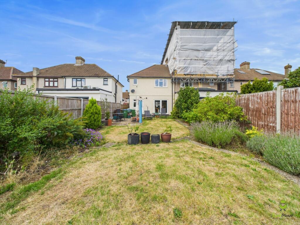 Presented by Nicoleta at EweMove Bexleyheath and D