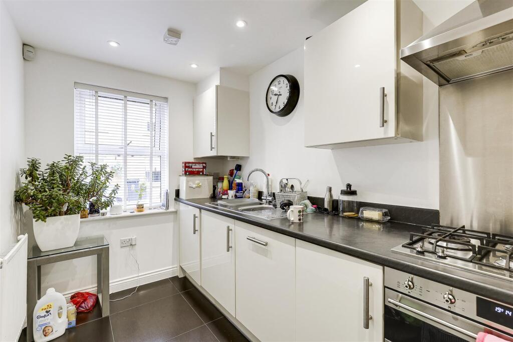 Kitchen.JPG