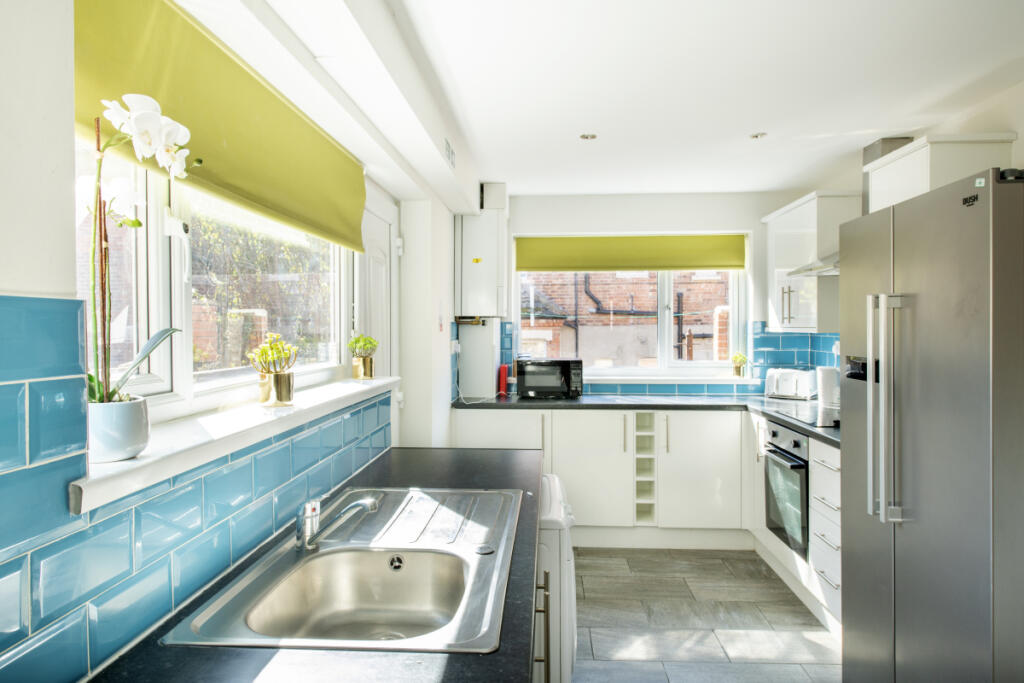 11 Arthur, Kitchen 3