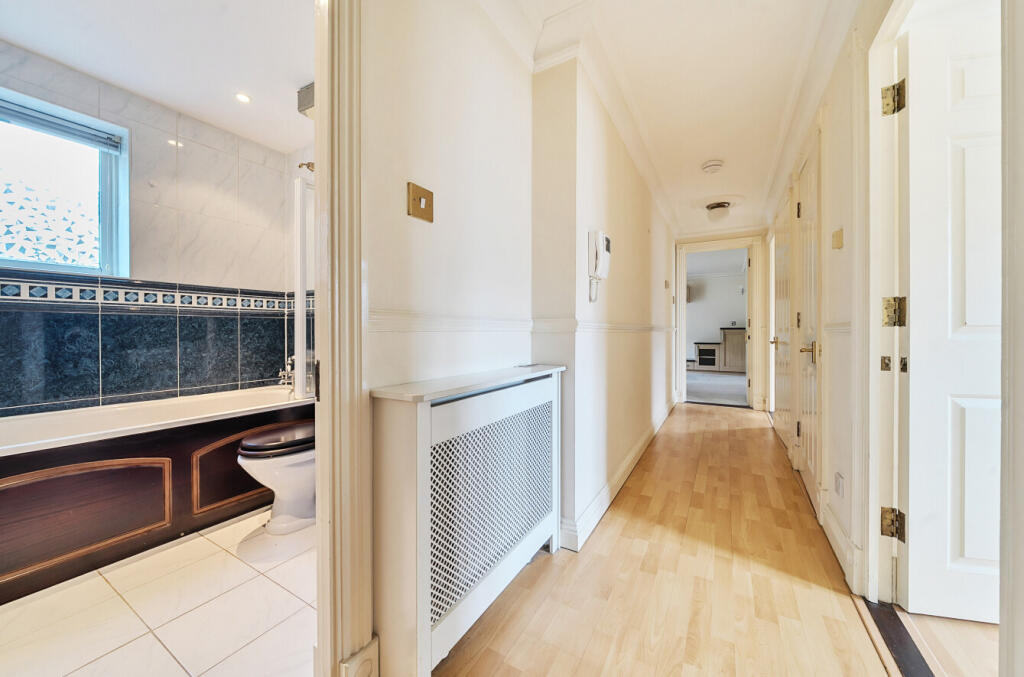 1302991-14-683d7e...