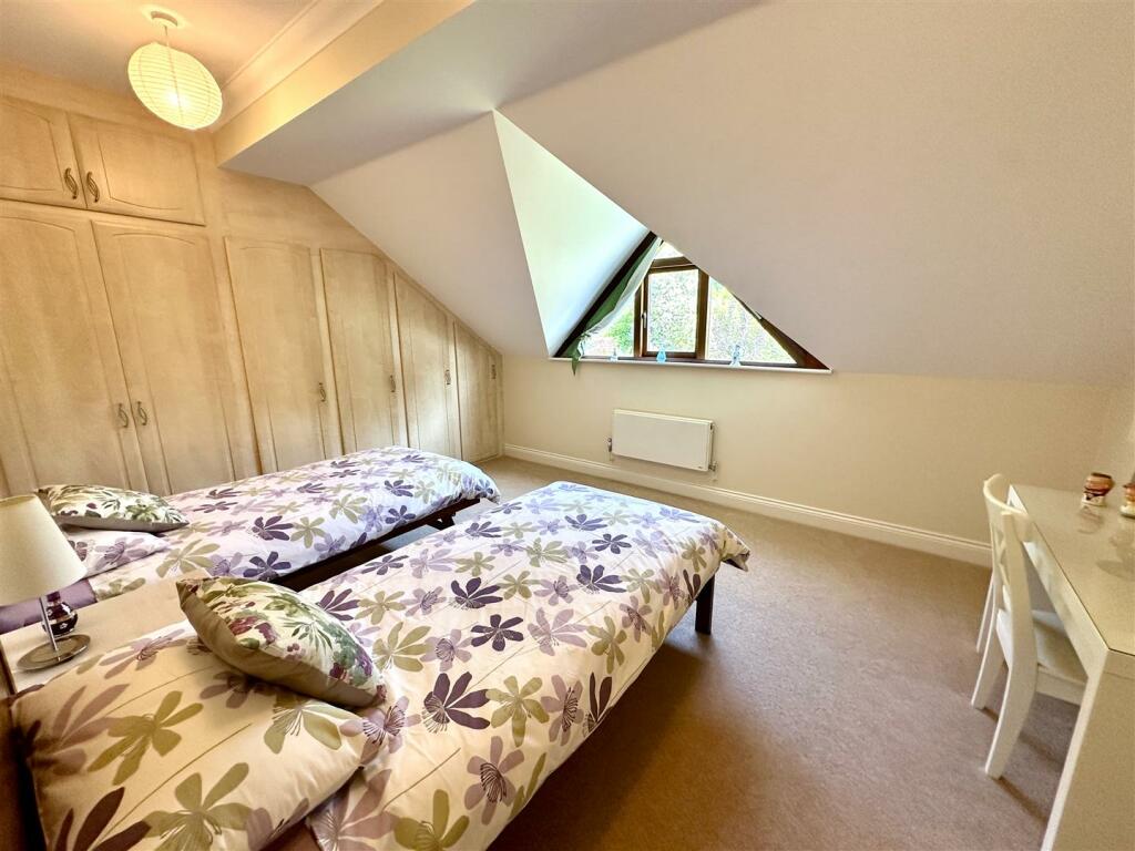 BEDROOM 3