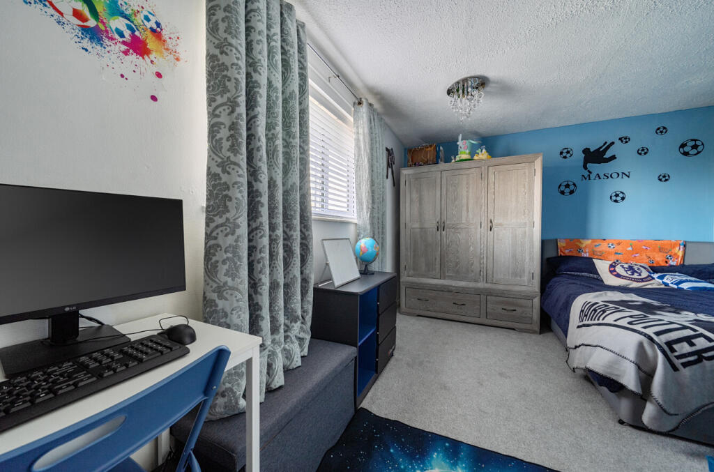 1375487-4-6909d80...