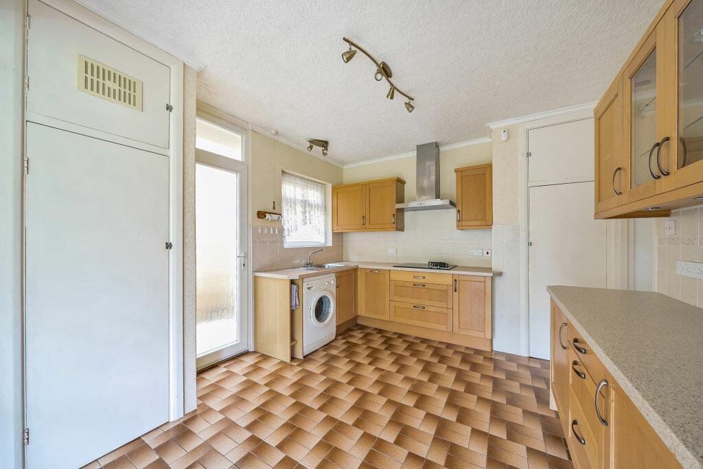 Kitchen / Dining Room