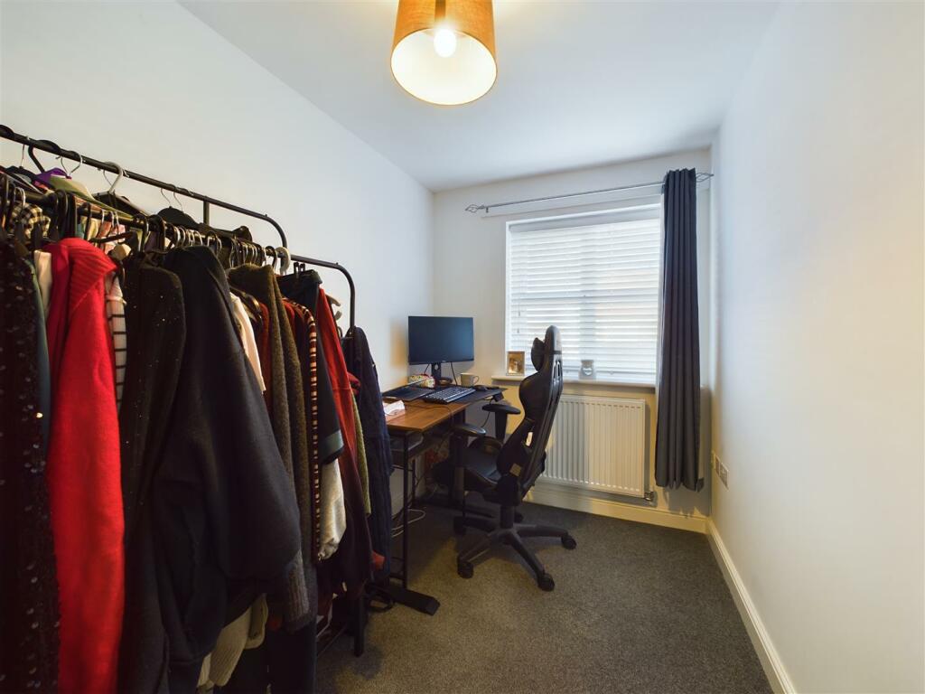 BEDROOM 3