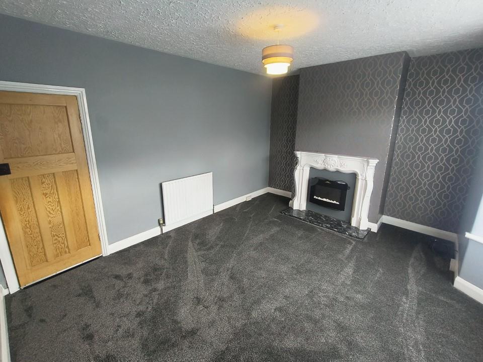 LIVINGROOM.jpg