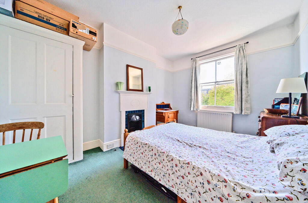 1350825-14-68beb2...