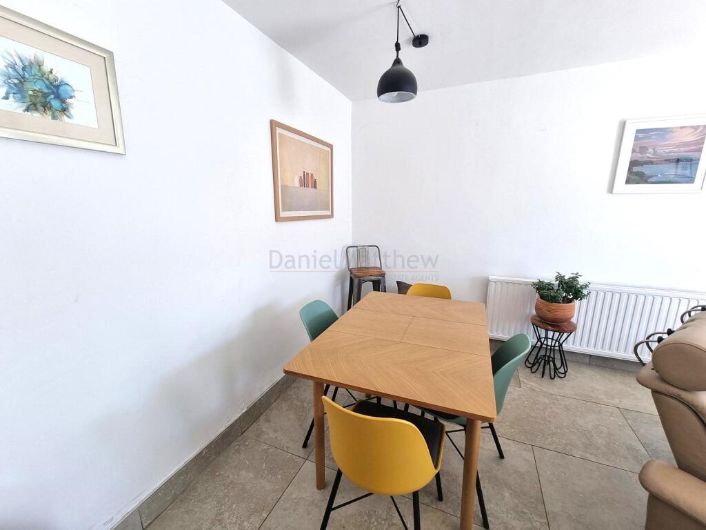 Lounge/Diner