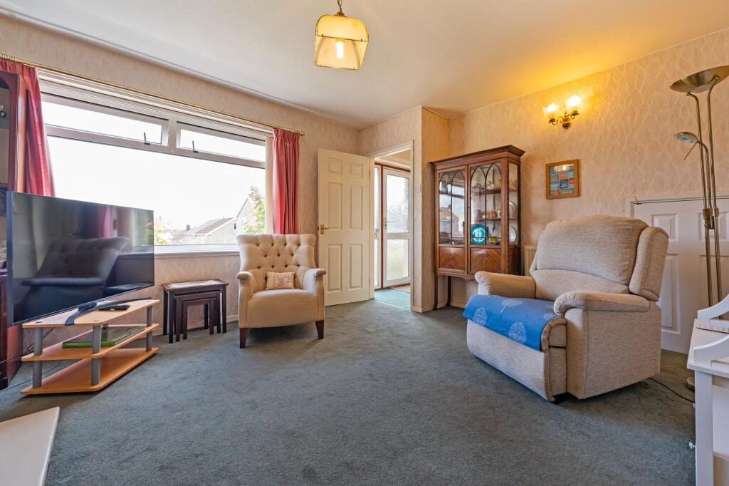 Living Room/Dining Room