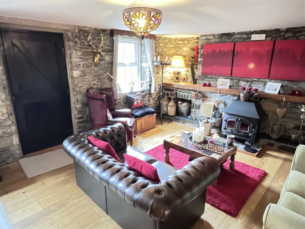 living area.JPG