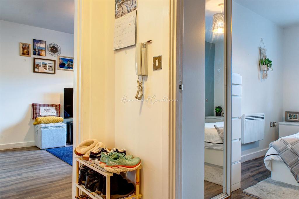 Hern and Crabtree-490.jpg