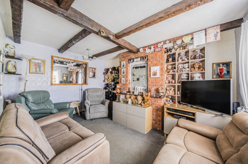 1313647-4-6854685...