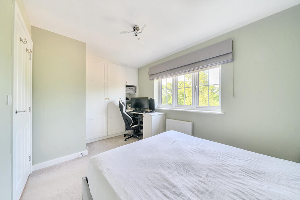 1306753-6-6849c14...