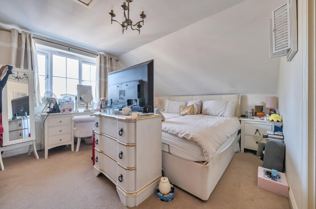 1373808-24-68ff71...