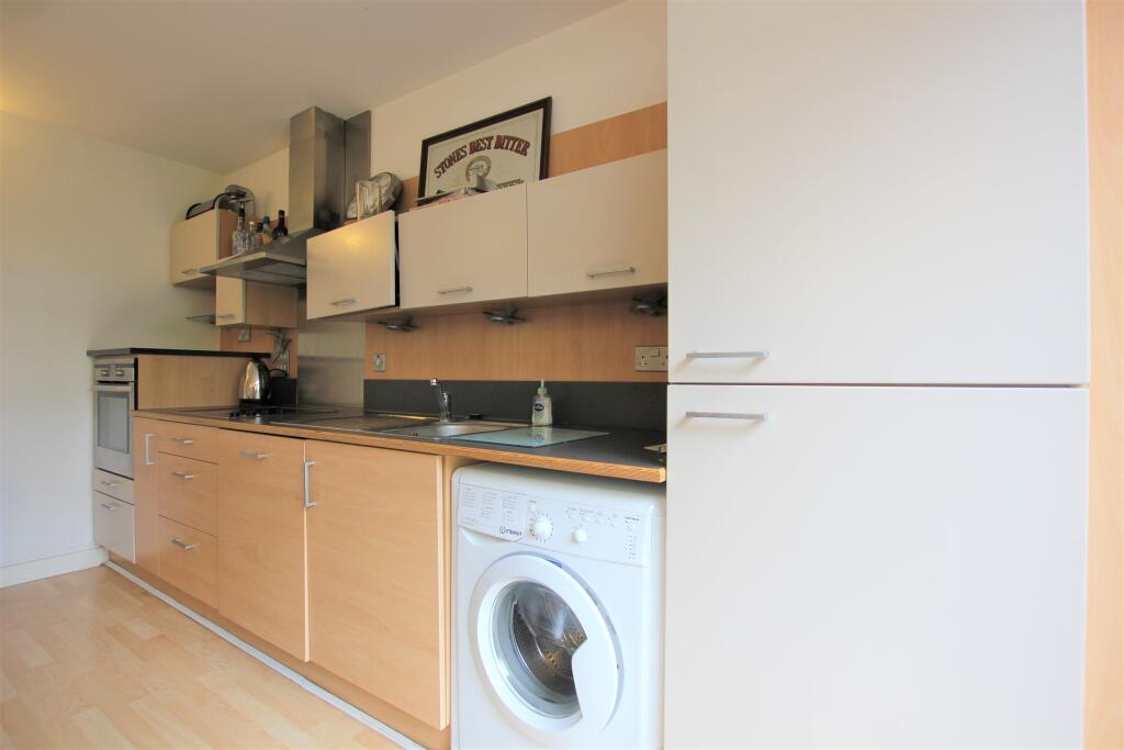 Kitchen.JPG