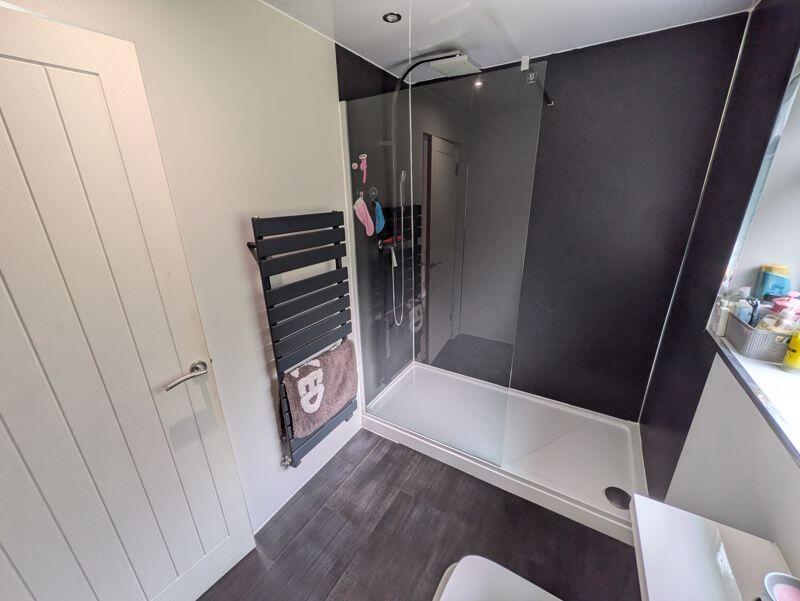 Shower Room 2