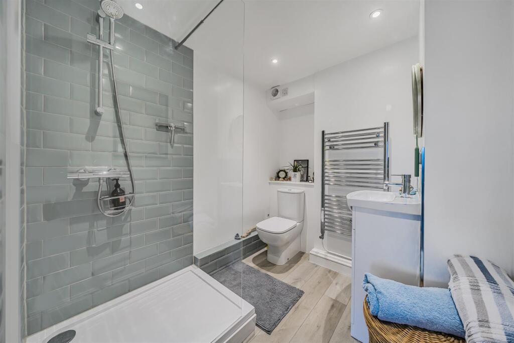 Ensuite Shower Room